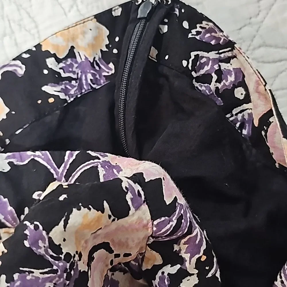 Free People -1912 End of The Island Floral‎ Skirt Black Combo Women's size 4